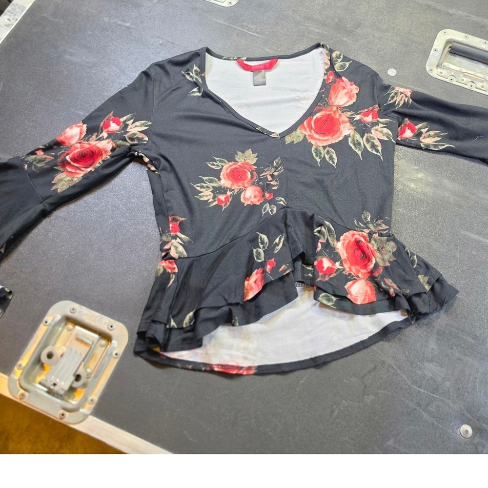 Floral Rose Peplum Top Black Red V-Neck Long Sleeve Cottage Ruffle Hem Blouse